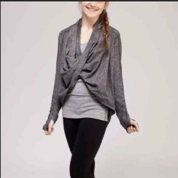 Ivivva (Lululemon) Four Count Shrug - Picture 6 of 6